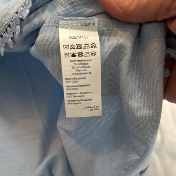 Women's Light Blue Top - Picture 10 of 10